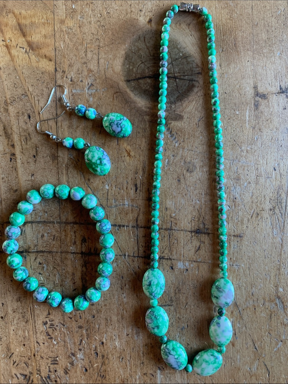 Green Marbled Bead Necklace, Bracelet & Drop Earrings Set